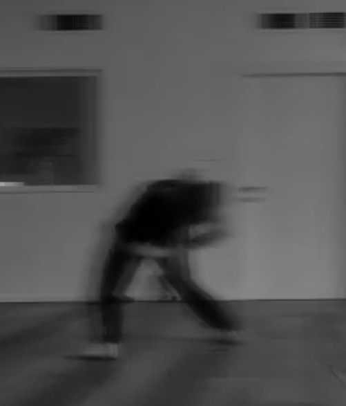 חומר גלם — תנועה